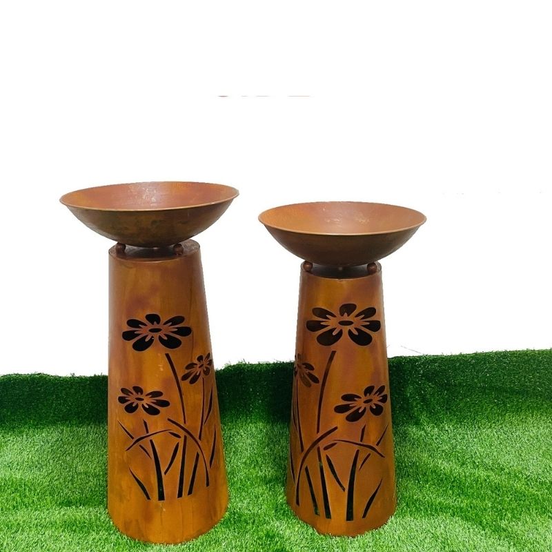 Set/2 Nested Round Pillar Rust ‘Flower’ Planters 40×83/38x77cm